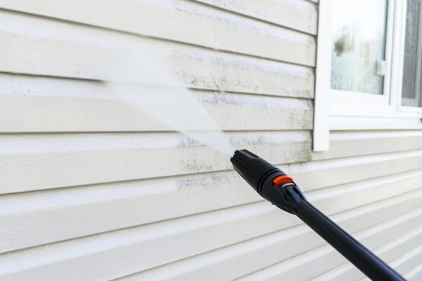 Cost of Siding Power Washing in Clifton Park