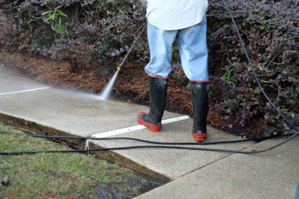 Cost of Sidewalk Washing in Clifton Park
