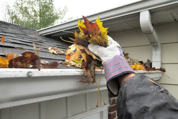 Cost of Eaves Cleaning in Clifton Park