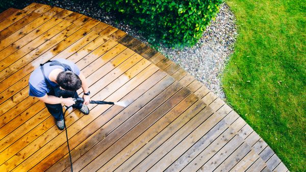 Cost of Deck Pressure Cleaning in Clifton Park
