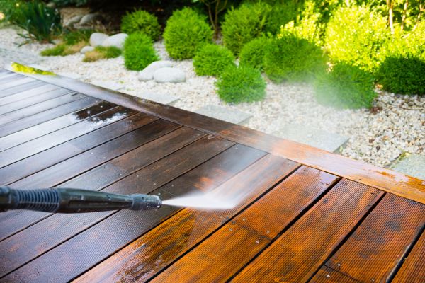 Cost of Deck Cleaning in Clifton Park